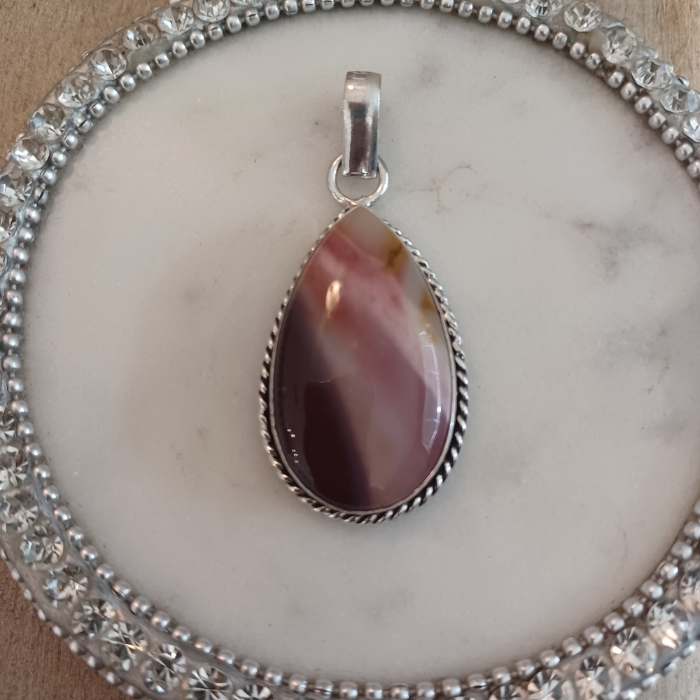 Brown Pink Mookite Antique Braided Teardrop Pendant